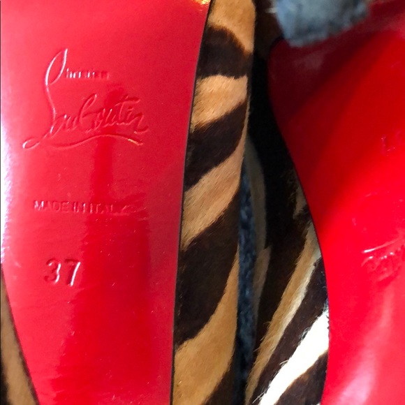 Black and Tan striped pony hair heel.